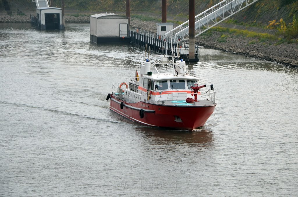 Uebungsfahrt Loeschboot und rettungsboot Koeln Deutz P19.JPG - Miklos Laubert